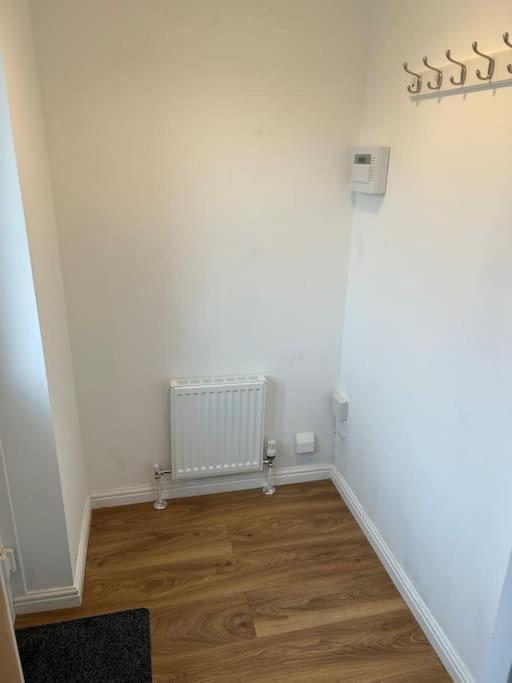 Fresh, Fully Equipped Modern House Can Sleep 5 Kiveton Park Exteriör bild