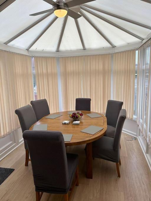 Fresh, Fully Equipped Modern House Can Sleep 5 Kiveton Park Exteriör bild